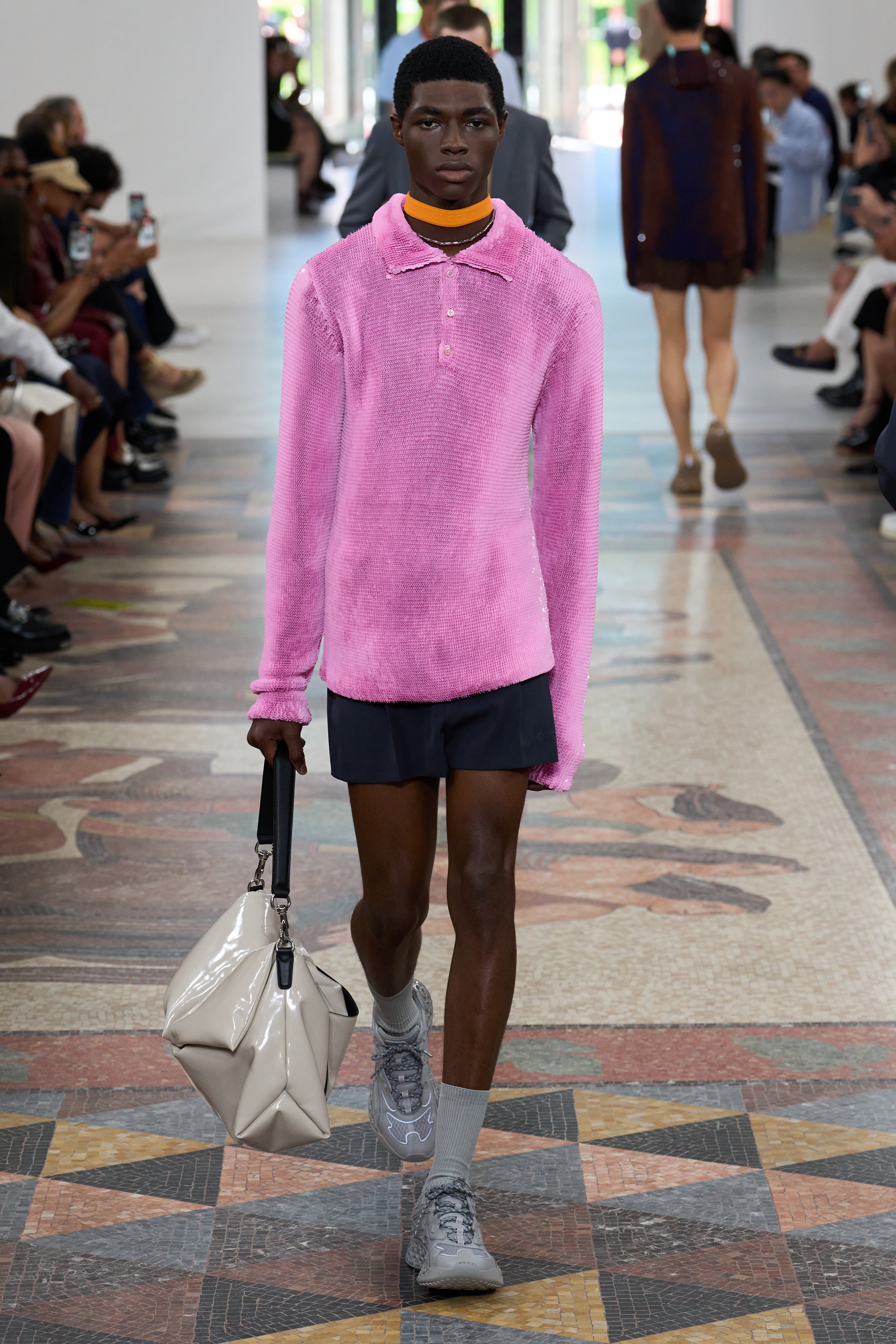 GUCCI 25aw シルクスカーフ チョーカー サバト期 GUCCI SS25 —